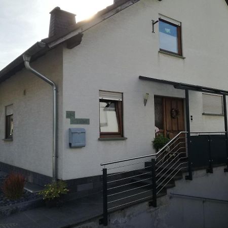 Ferienwohnung Edi Fischer Oberfell Экстерьер фото