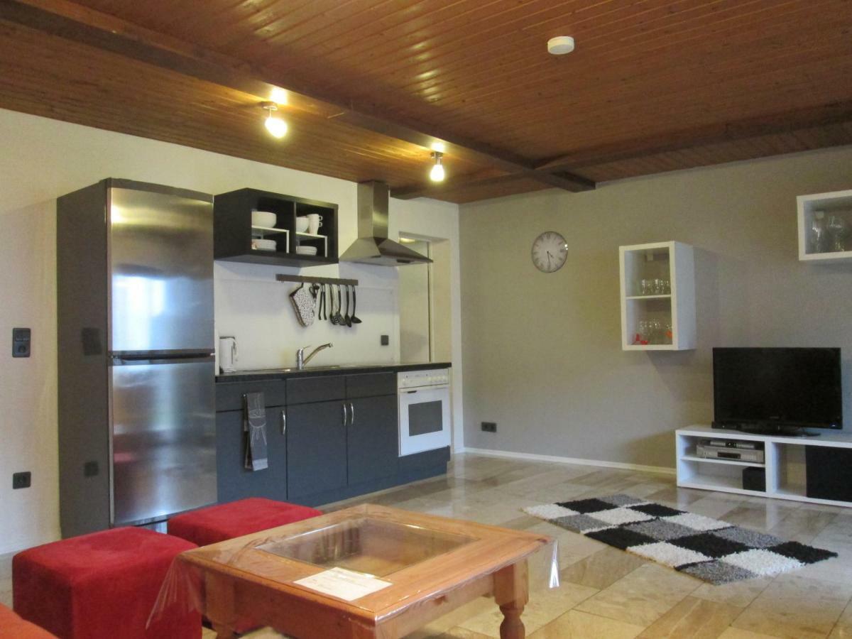 Ferienwohnung Edi Fischer Oberfell Экстерьер фото