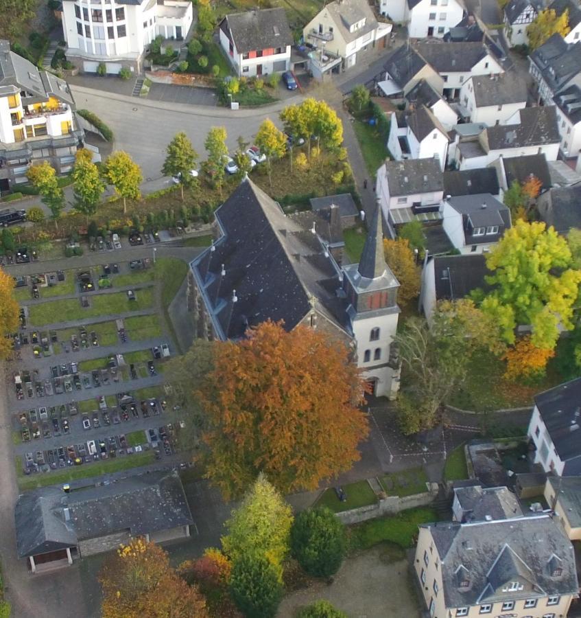 Ferienwohnung Edi Fischer Oberfell Экстерьер фото
